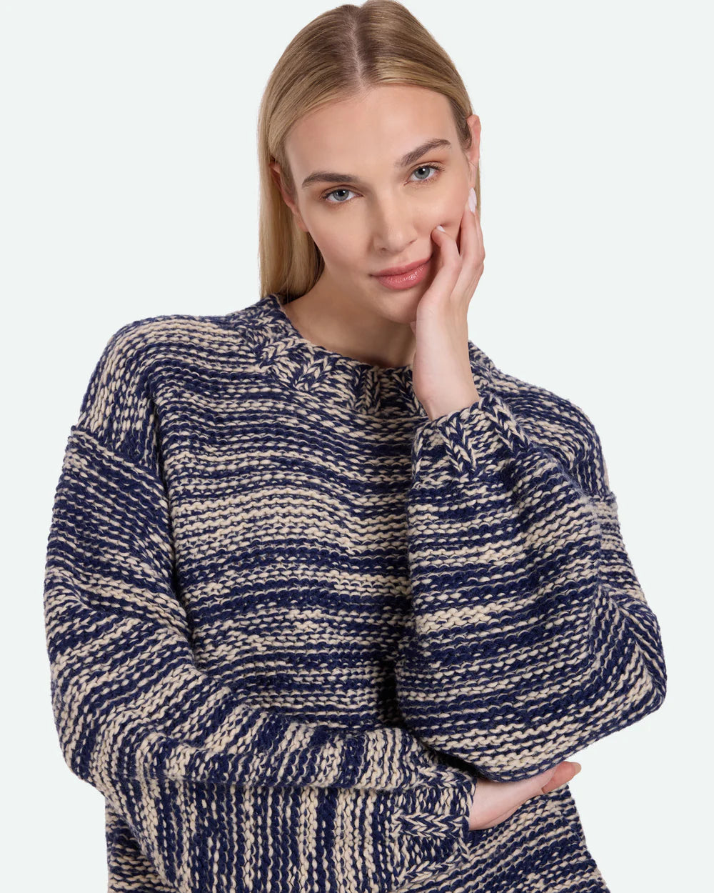 NAVY MELANGE BERRY SWEATER